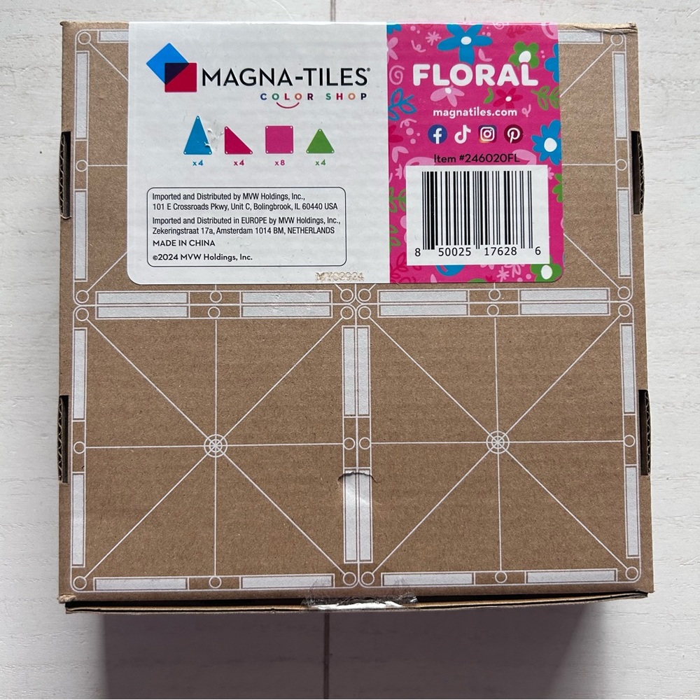 NIB Magna-Tiles 20 Piece Multicolor Floral Building Set Sealed Box